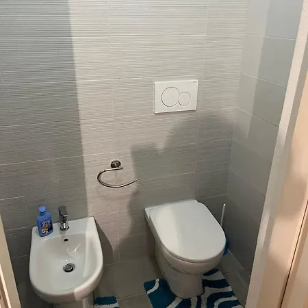 Apartment River's